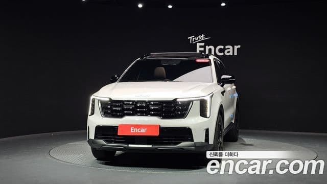 Kia Sorento 2024 — Фото 2/20