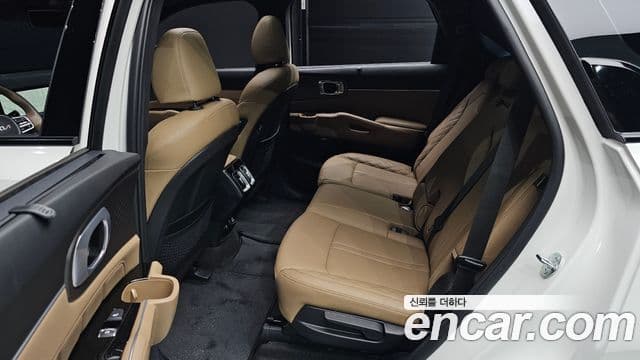 Kia Sorento 2024 — Фото 11/20