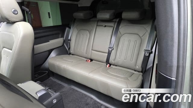 Land Rover Defender 2021 — Фото 20/20