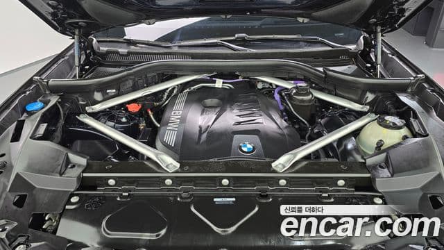 BMW X6 2024 — Photo 30/33