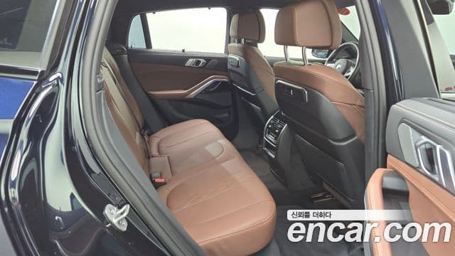BMW X6 2024 — Photo 19/33