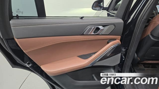 BMW X6 2024 — Photo 24/33