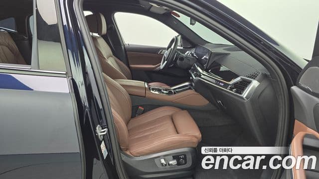 BMW X6 2024 — Photo 25/33