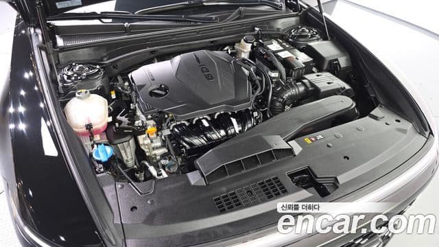 Hyundai Grandeur Hybrid 2023 — Şəkil 8/33