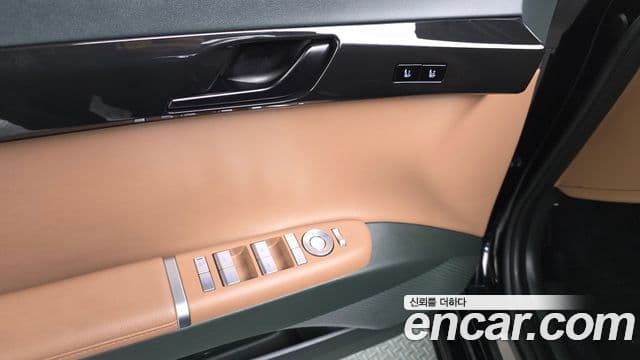 Hyundai Grandeur Hybrid 2023 — Şəkil 24/33