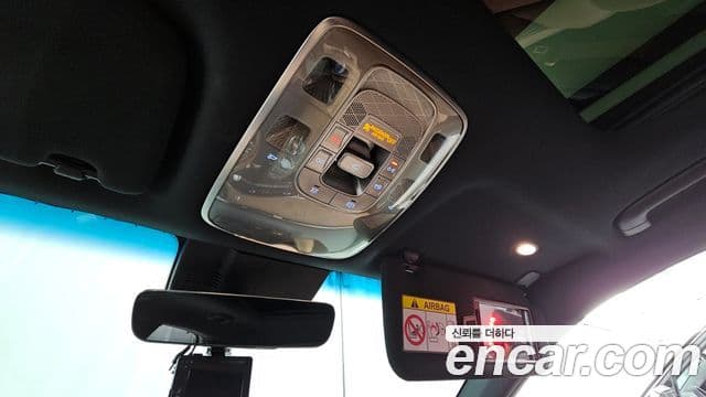 Genesis GV70 2021 — Şəkil 26/36