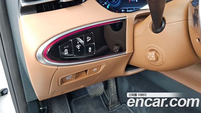 Genesis GV70 2021 — Şəkil 19/36