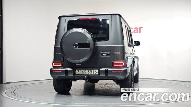 Mercedes-Benz G-Class 2019 — Şəkil 22/33