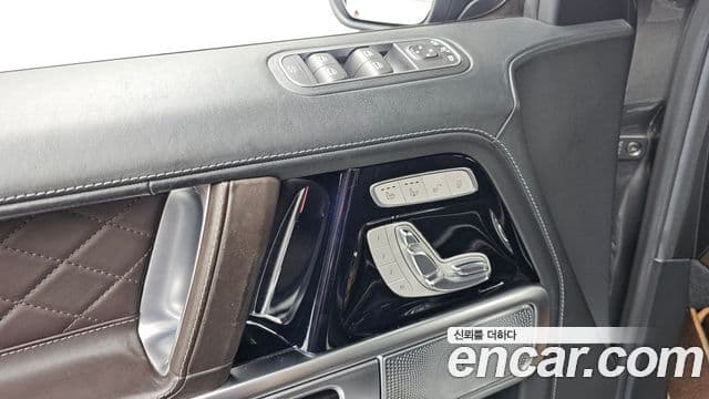 Mercedes-Benz G-Class 2019 — ფოტო 28/33
