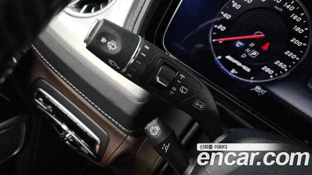 Mercedes-Benz G-Class 2019 — ფოტო 18/33
