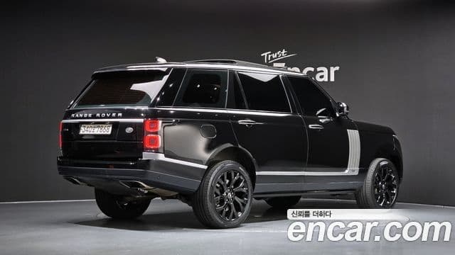 Land Rover Range Rover 2018 — ფოტო 2/20