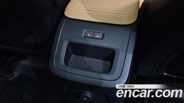 Volvo XC60 2024 — Şəkil 17/40