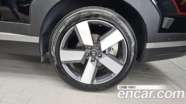 Hyundai Santa Fe 2024 — Şəkil 11/32