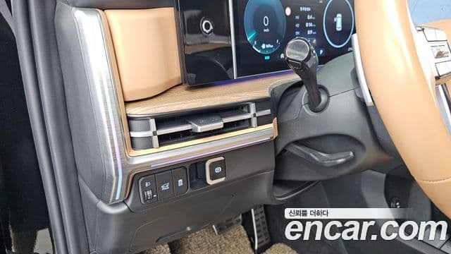 Hyundai Santa Fe 2024 — Şəkil 31/32