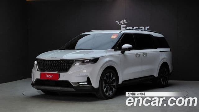 Kia Carnival 2022 — Фото 1/20