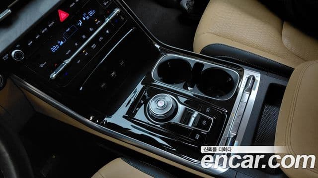 Kia Carnival 2022 — Фото 13/20