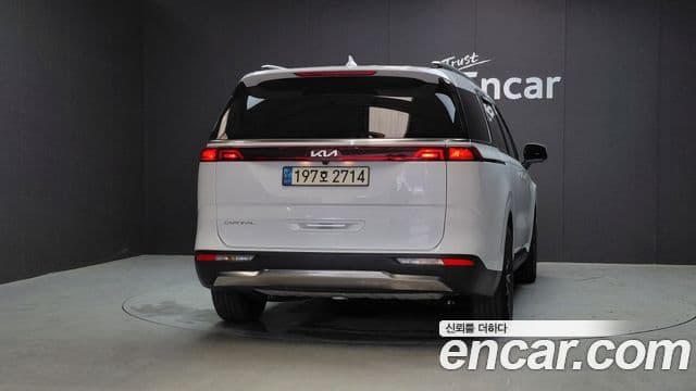 Kia Carnival 2022 — Фото 4/20