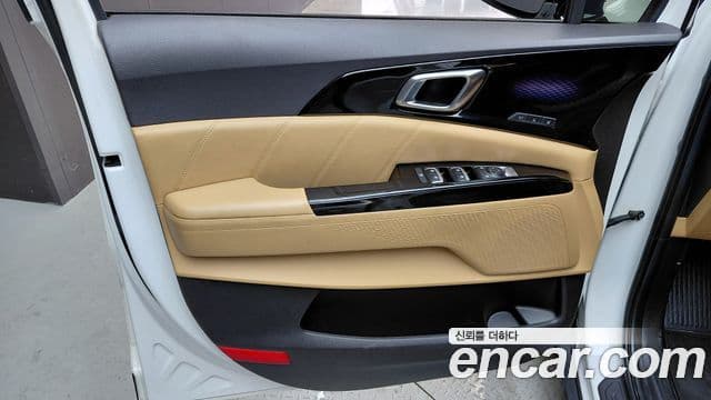 Kia Carnival 2022 — Photo 35/35