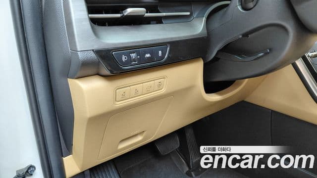 Kia Carnival 2022 — Photo 10/35