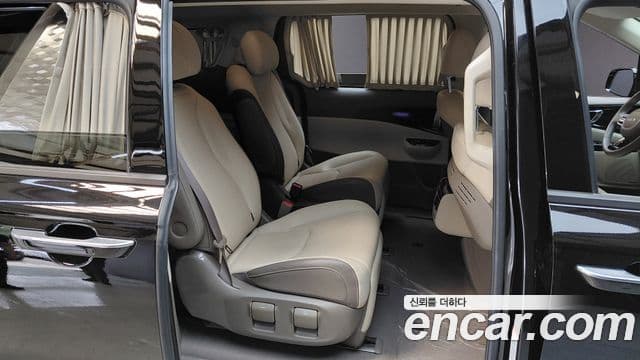 Kia Carnival 2023 — Фото 12/20