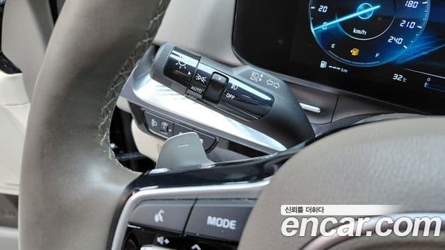 Kia Carnival 2023 — Фото 20/20