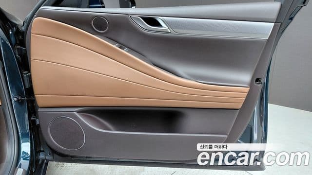 Genesis G80 2022 — Photo 28/30