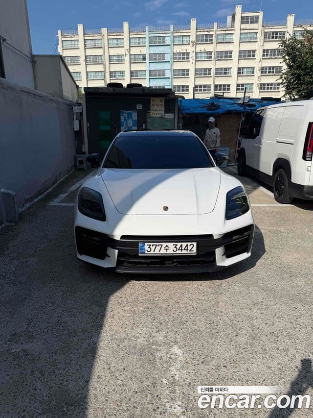 Porsche Panamera 2025 — Şəkil 2/14