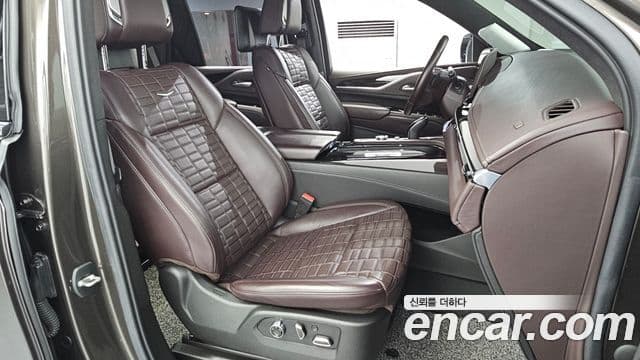 Cadillac Escalade 2021 — Şəkil 22/41