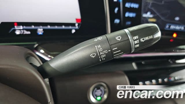 Cadillac Escalade 2021 — Şəkil 31/41