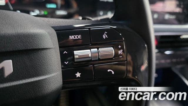 Kia K8 2025 — Photo 12/32