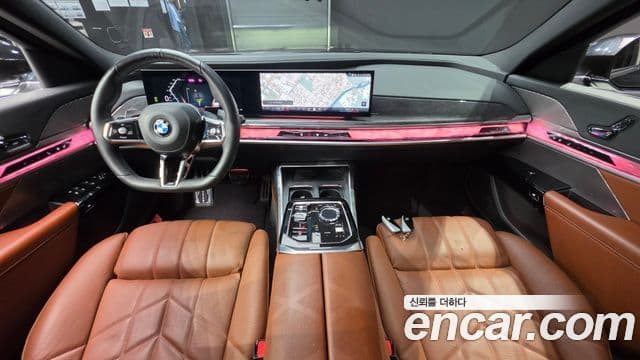 BMW 7 Series 2024 — Photo 14/30