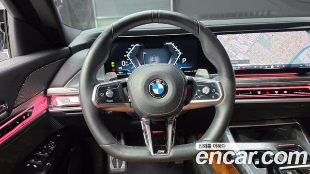 BMW 7 Series 2024 — Photo 7/30