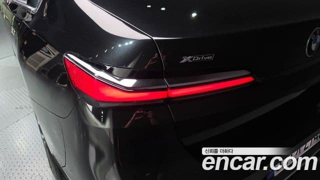 BMW 7 Series 2024 — Photo 13/30