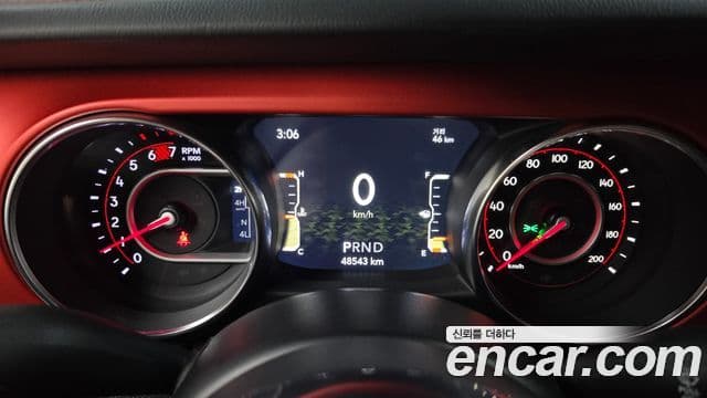 Jeep Wrangler 2020 — Photo 30/30