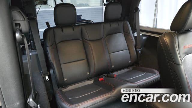 Jeep Wrangler 2020 — Photo 6/30