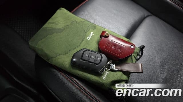 Jeep Wrangler 2020 — Photo 20/30