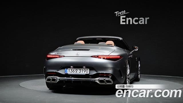 Mercedes-Benz SL-Class 2024 — Photo 19/33