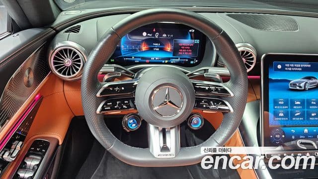 Mercedes-Benz SL-Class 2024 — Photo 28/33