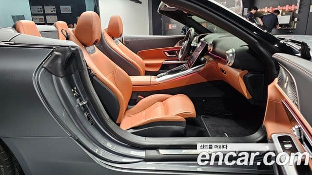 Mercedes-Benz SL-Class 2024 — Photo 18/33