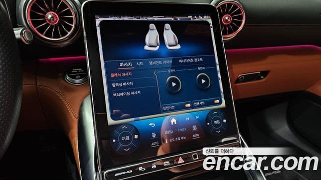 Mercedes-Benz SL-Class 2024 — Photo 14/33