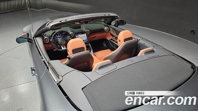 Mercedes-Benz SL-Class 2024 — Photo 24/33