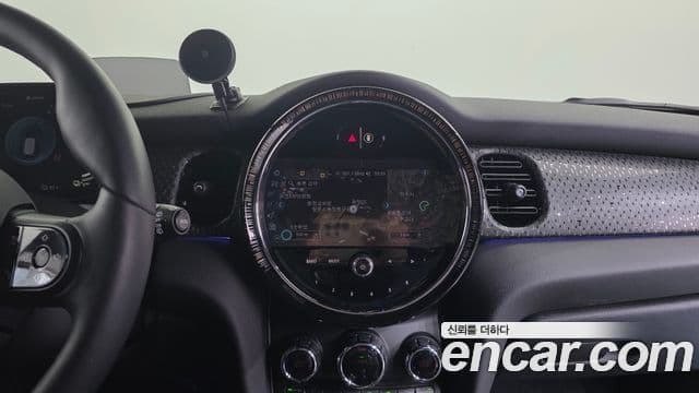 Mini Cooper Electric 2023 — ფოტო 1/20