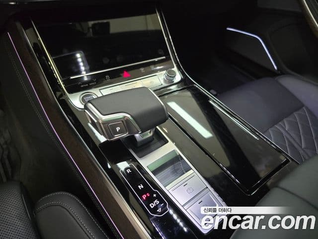 Audi A8 2023 — Şəkil 2/20