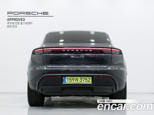 Porsche Macan EV 2025 — ფოტო 11/20