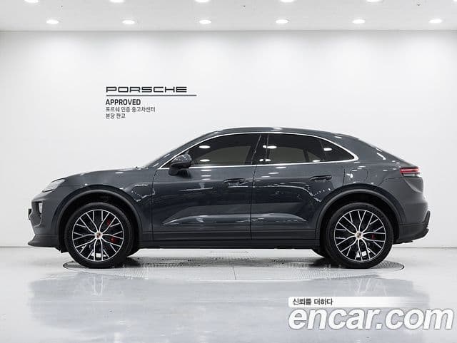 Porsche Macan EV 2025 — ფოტო 4/20