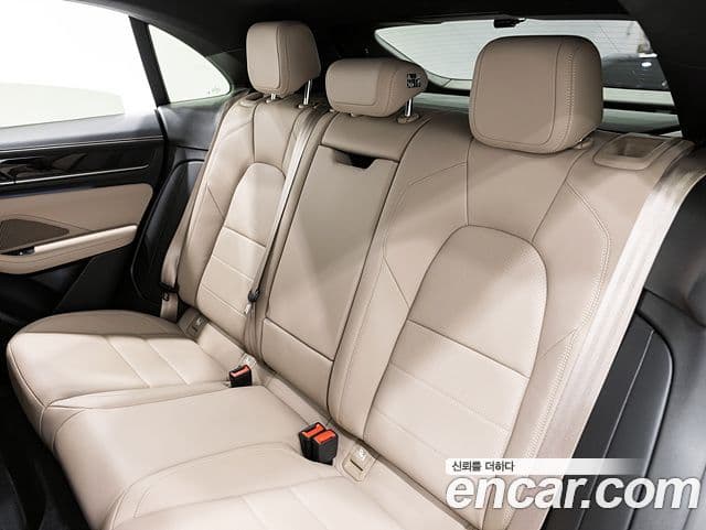 Porsche Macan EV 2025 — ფოტო 12/20