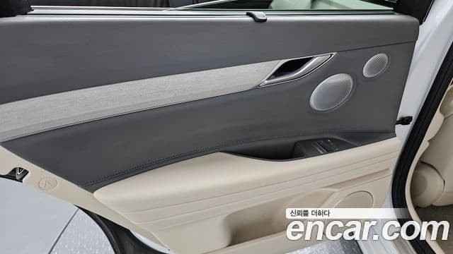 Genesis G80 2024 — ფოტო 17/37