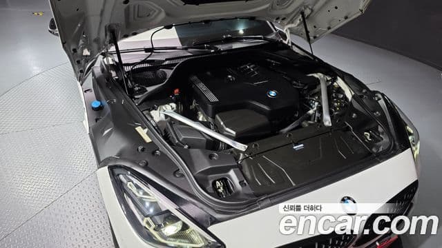 BMW Z4 2022 — Photo 25/30