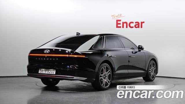 Hyundai Grandeur Hybrid 2024 — Photo 32/34