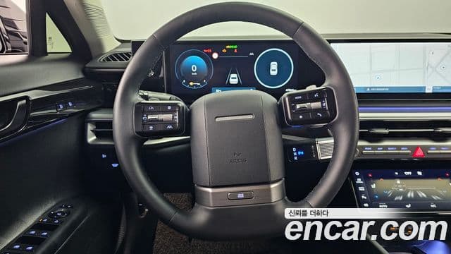 Hyundai Grandeur Hybrid 2024 — Photo 11/34